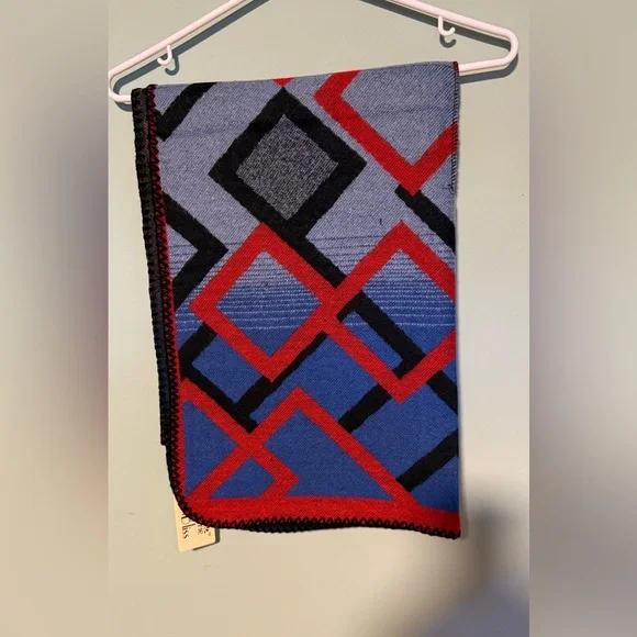 Geometric Patterned Scarf - Picture 1 of 3